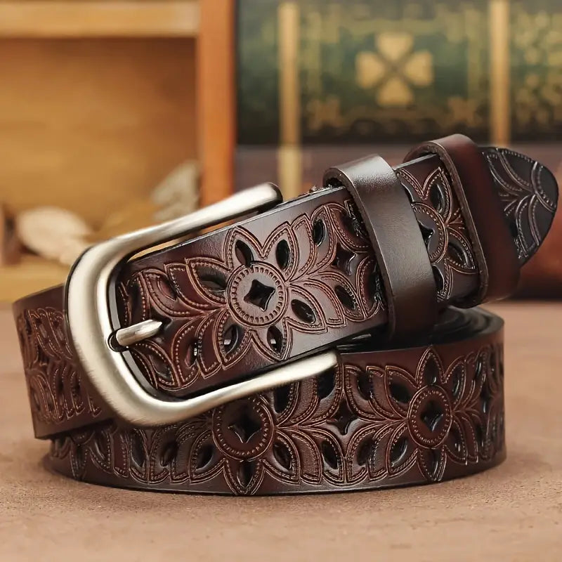 La ceinture en cuir classique de Monika