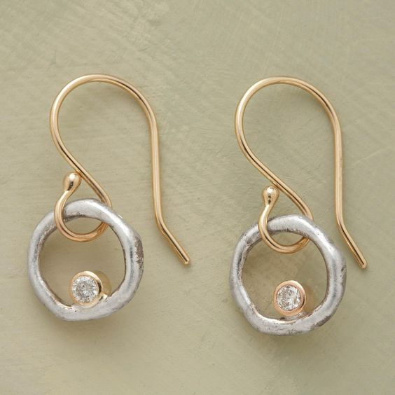 Boucles d'oreilles vintage en or et argent avec zircones