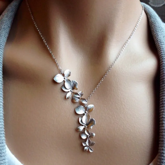 Collier fleur vintage en argent 