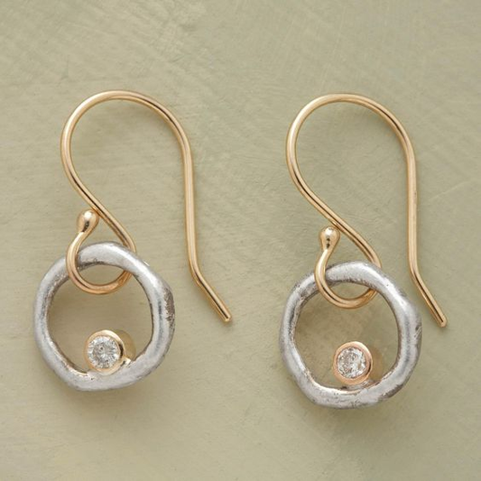 Boucles d'oreilles vintage en or et argent avec zircones 